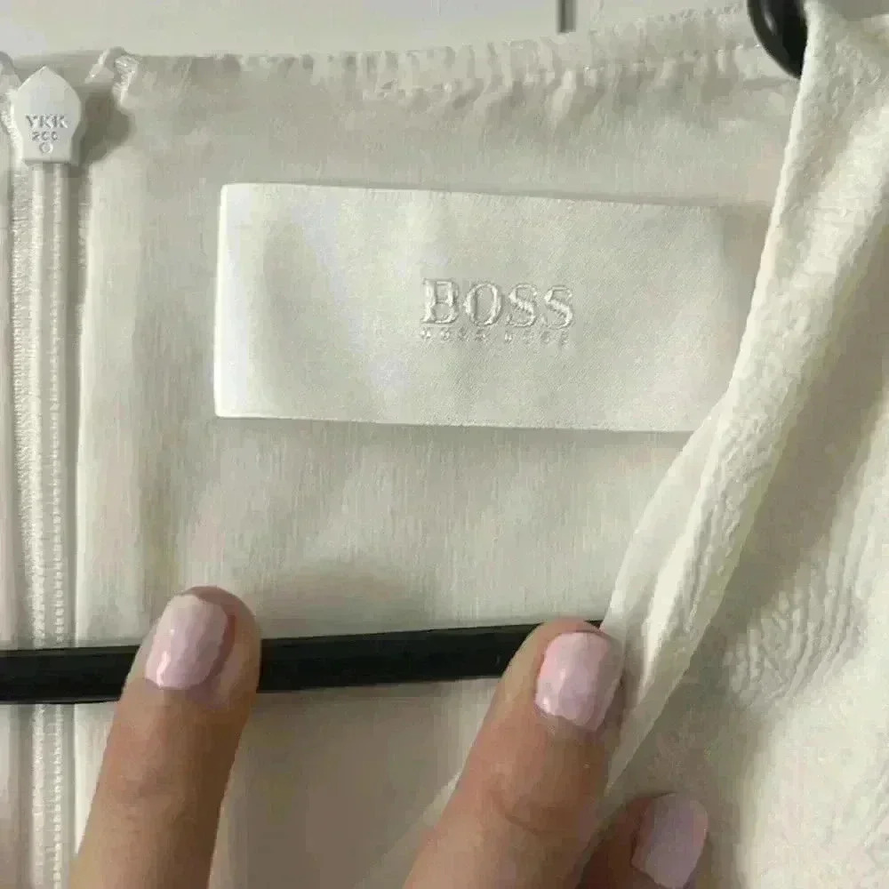 New without tags, Hugo boss women’s white fancy dress - Picture 2 of 7